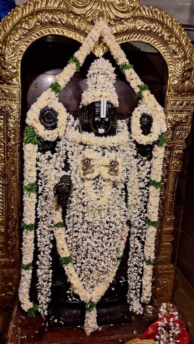 BharatFirst__'s tweet photo. Govinda Govinda🙏 https://t.co/xAwEC1tpRA
