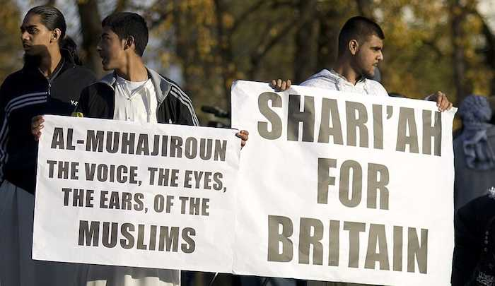 GaryWmMyers's tweet photo. #Islam in #Europe > #Mohamud becomes #LordMayor of #Bristol > What Will Britain Be Like in 2063?; 41% Muslim youth say Islam stands above laws of #Austria; Court goes easy on vicious #stabber
https://t.co/cr3CBsKBEx https://t.co/A2iEzWktUN