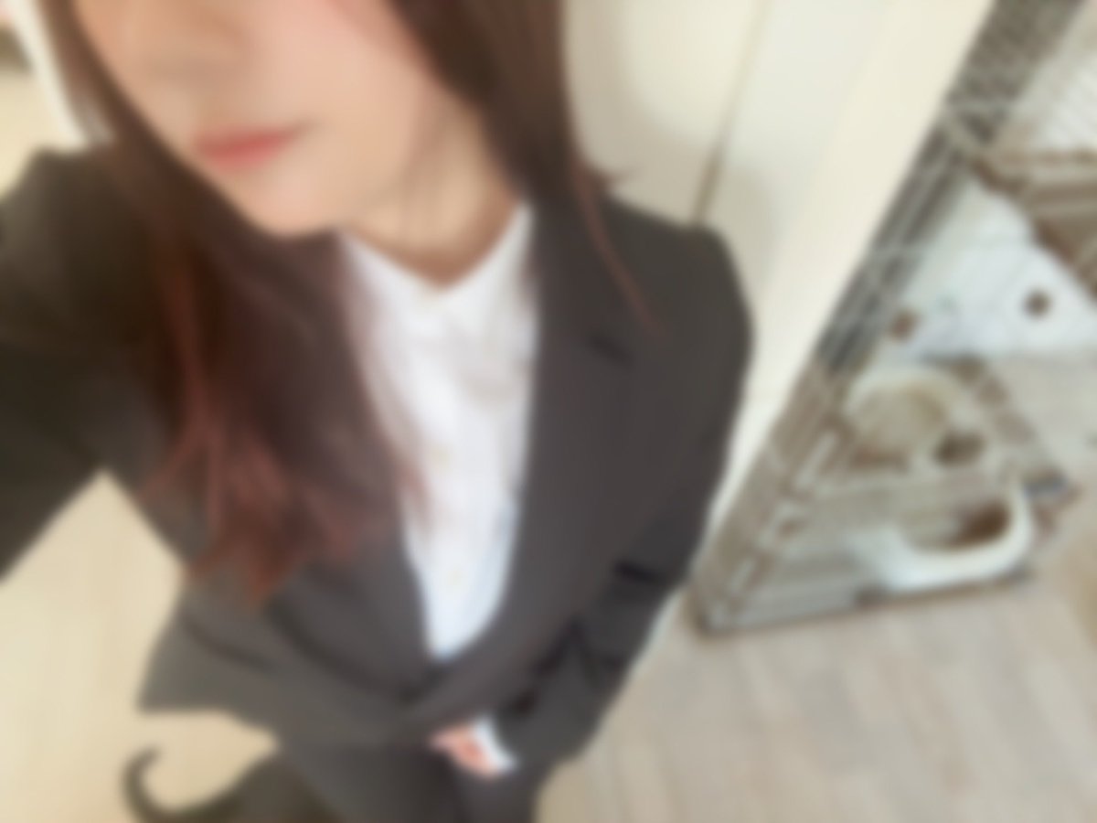 あず tweet media