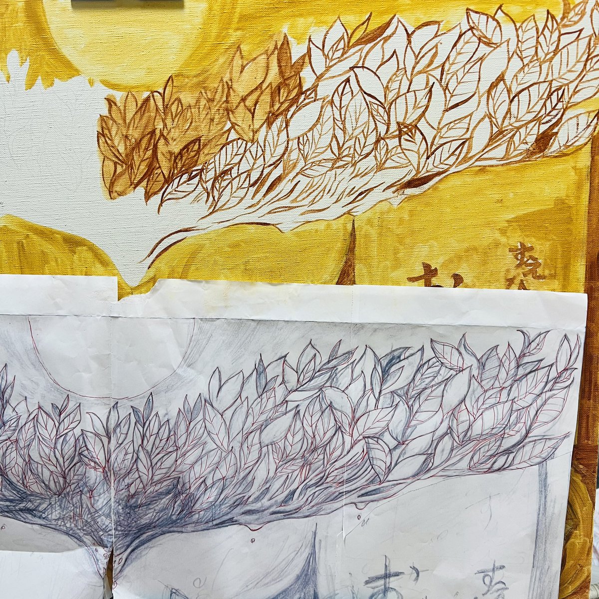 RieMs_Art's tweet photo. すえひろ酒場　お茶めさんの店舗に飾る絵を描かせていただけることになりました😊
ありがとうございます✨

油絵で描きます🎨
下塗りのため塗り始めは茶系。
色鮮やかな作品に完成予定😊

制���の様子を投稿していきます。
お楽しみに✨

#RieMs #riems_art #リエムス #油絵 
#すえひろ酒場お茶め https://t.co/ZunK3OmX4l