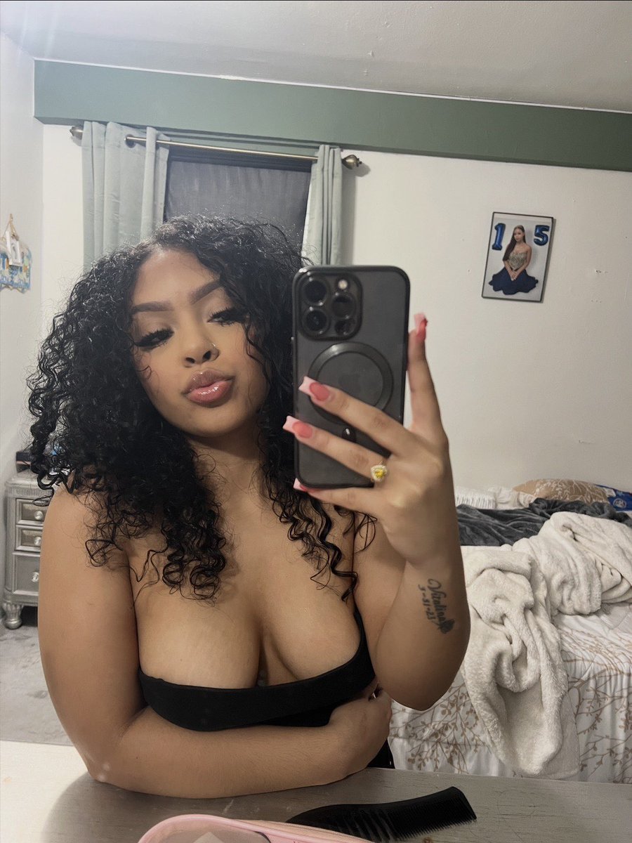 Melly 🇩🇴 tweet media