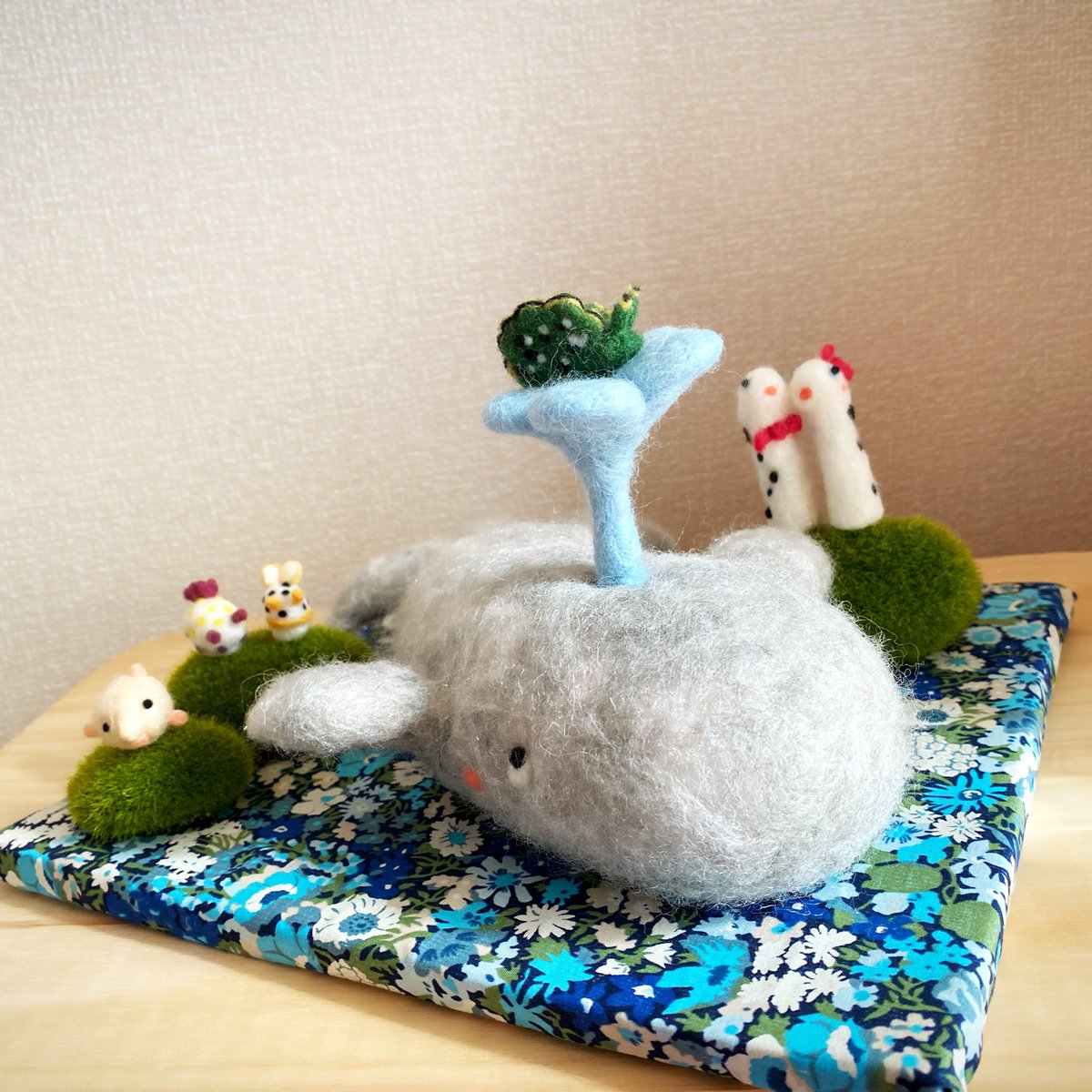 bottlenose429's tweet photo. 製作意欲が五月病なので、
秋のイベント出展エントリーをしてみました✨

くじらまみれ🐳🐋🐬
と
アニマーレ🐙🐚

出展決まったら、水フェルトで鯨類グッズ作れたら良いな🐳🌟 https://t.co/XqpvrAQHoN