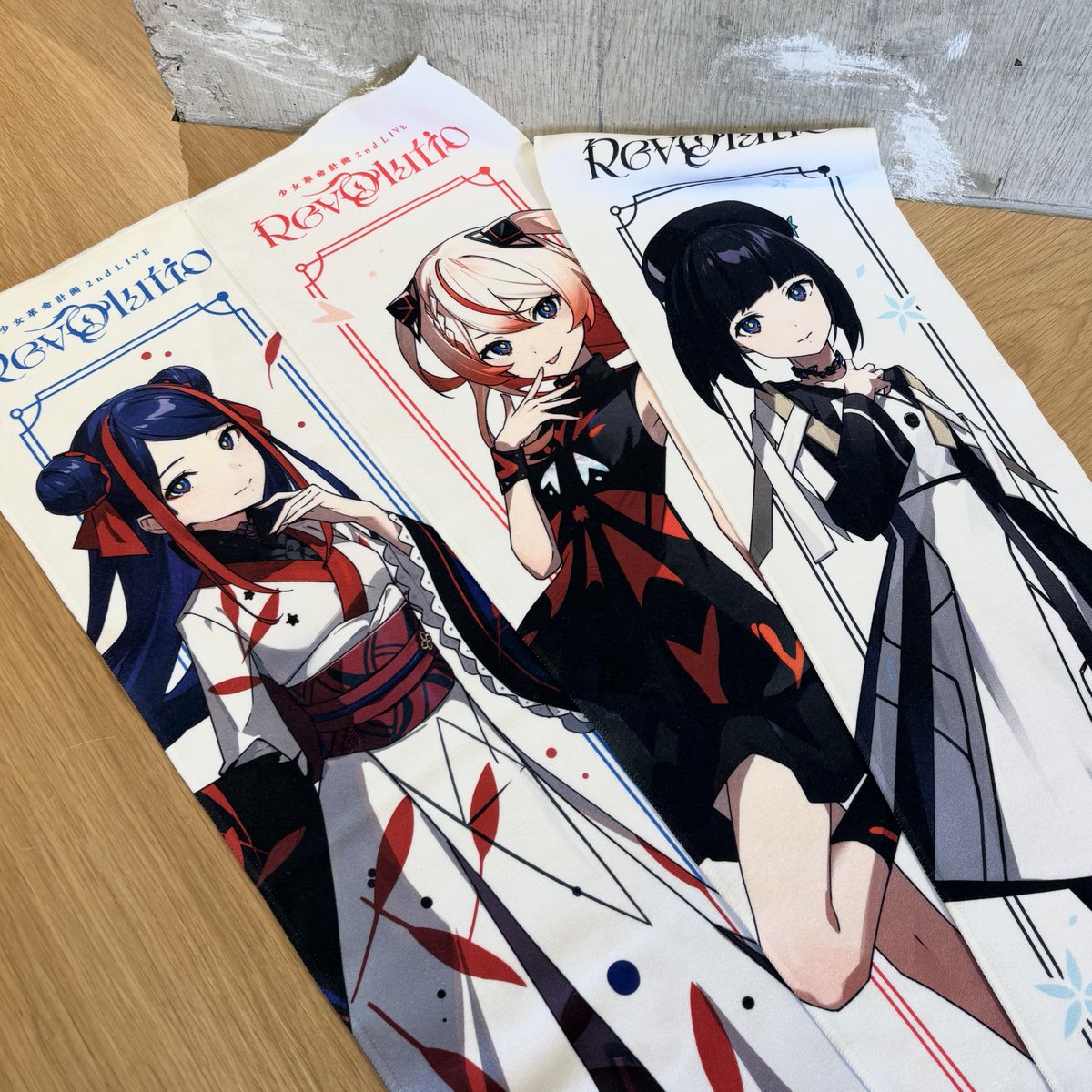 【極美品】√ Rolua Art Collection + おまけ本 √ Rolua Art Collection + おまけ本 【公式通販】