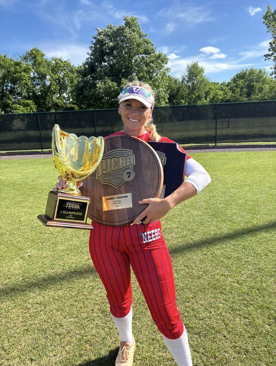 Kierstyn Smith tweet media