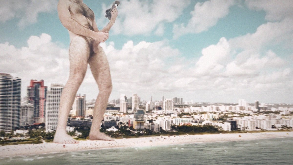 Giant In Briefs (4.9k) tweet media