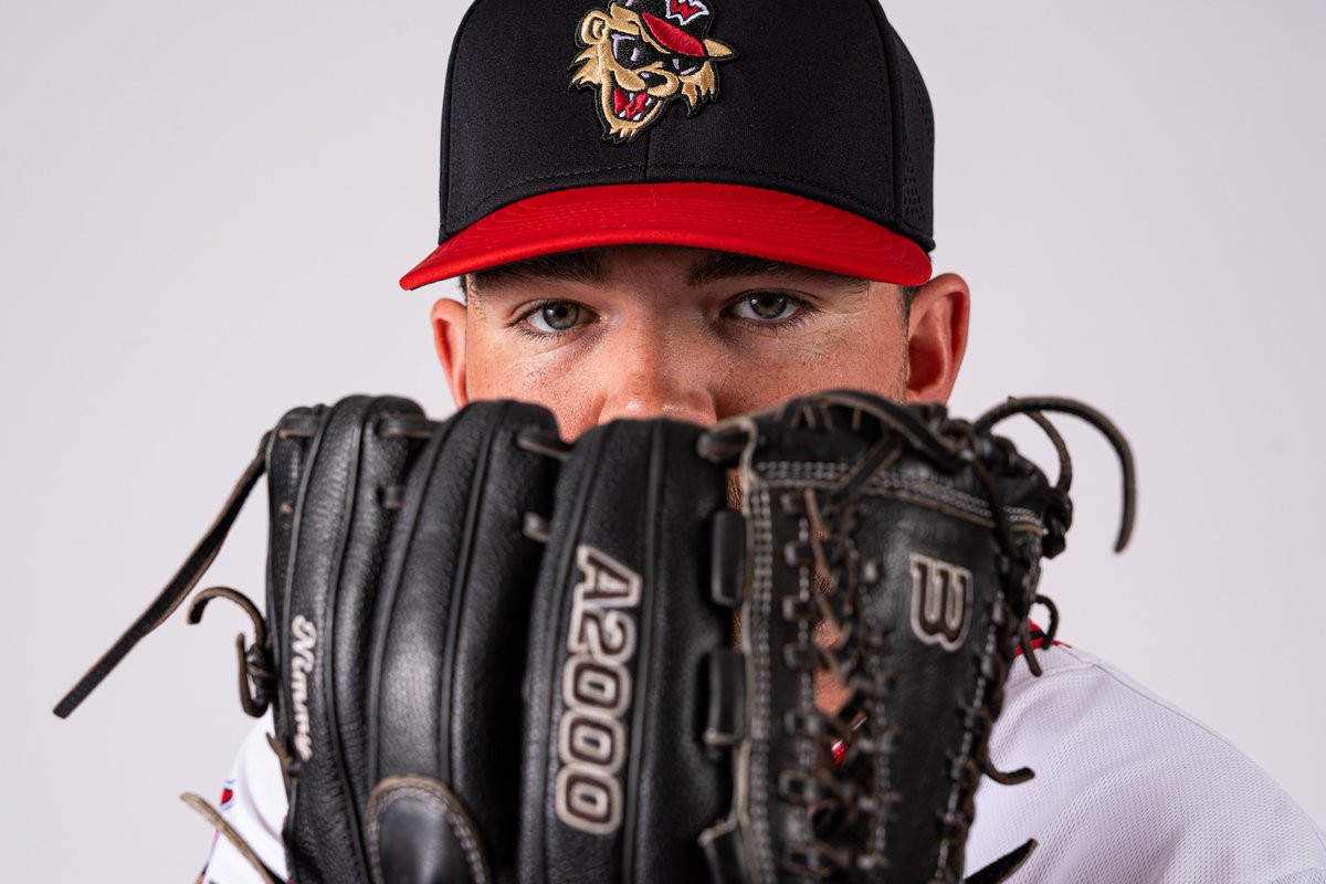 WashWildThings's tweet photo. Maddox Long's pro debut goes four innings. He allows two hits ands fans two. No walks. 

Scoreless through 4-1/2 in Evansville.

🎥 ($): https://t.co/00tDpGrQD1
👂 (FREE): https://t.co/n936yBxMKK
#GoWild https://t.co/GyA293TIl3