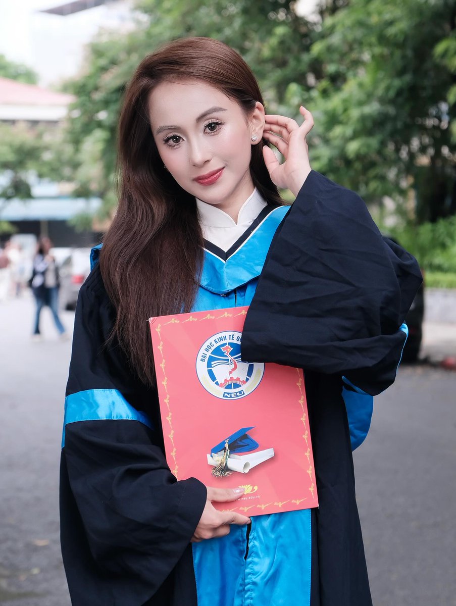 reyn Hall Jr tweet media