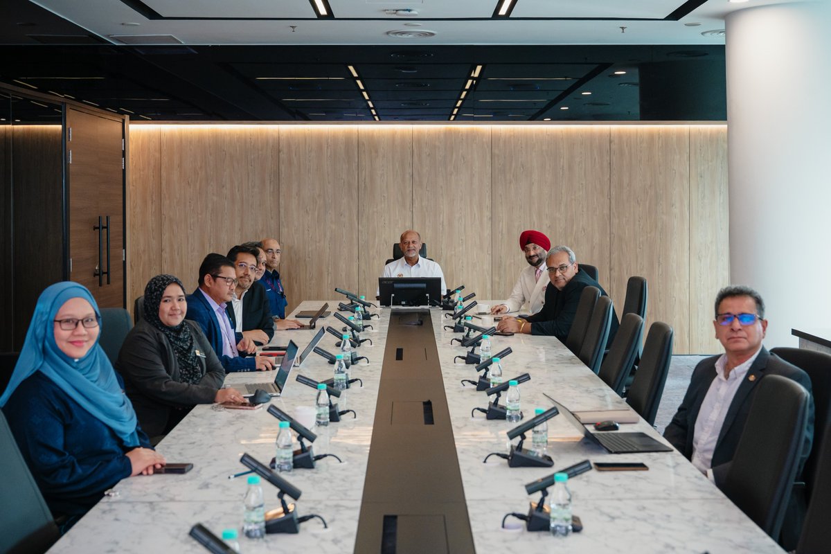 GobindSinghDeo's tweet photo. Had a productive meeting with Tech Mahindra, where encouraging progress was shared on their ongoing initiatives in legal and data protection, as well as smart city governance.

Tech Mahindra’s Personal Data Protection AI System is set to deliver an integrated, end-to-end platform that enables citizens to submit complaints or cases and track their resolution status through a single interface. Meanwhile, the National Digital Twin Command Centre aims to enhance urban safety and road infrastructure management through data-driven and AI-enabled insights.

Efforts like these are important in ensuring that technology is not only advanced, but also practical, inclusive, and able to deliver long-term benefits for the rakyat. 

#AINation 
#Cybersecurity 
#PDPA 
#MalaysiaMADANI
