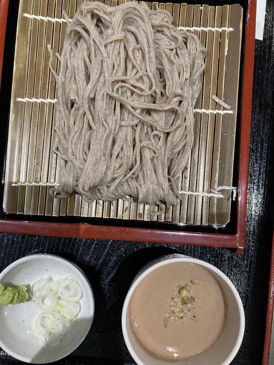 遺灰 tweet media