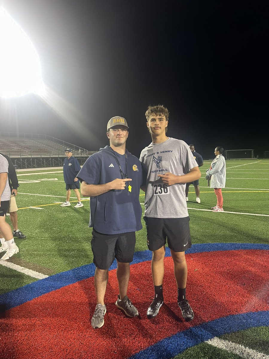 DrewMac04's tweet photo. Had an absolutely great day at the Emory and Henry camp, thank you to all the coaches for having me out today!!
@CoachEasley__ @CoachQHunter @CoachKShort @CoachWalters_  @MrNeas_KellamHS @KellamFB @millhouse682003 https://t.co/w7iG03tCsL