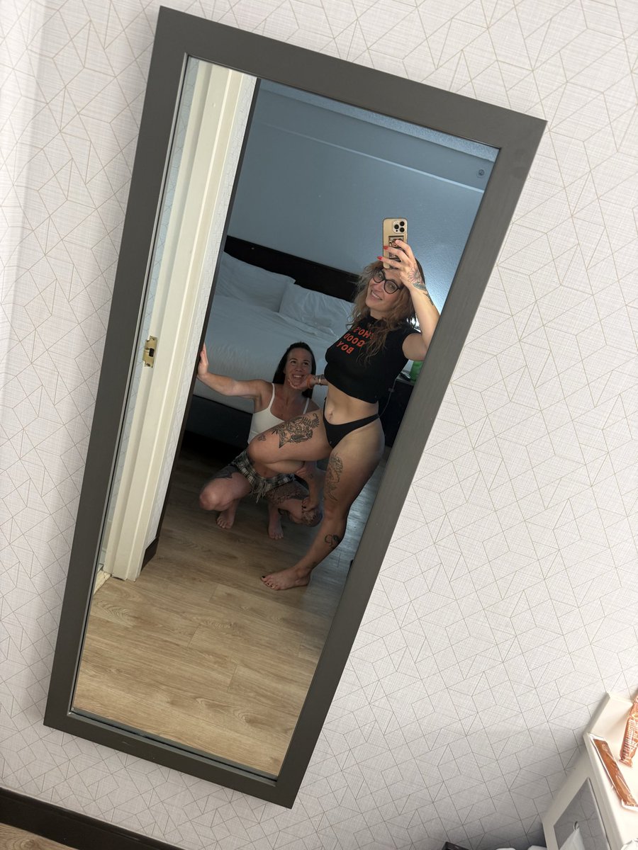Ariel Dawn tweet media