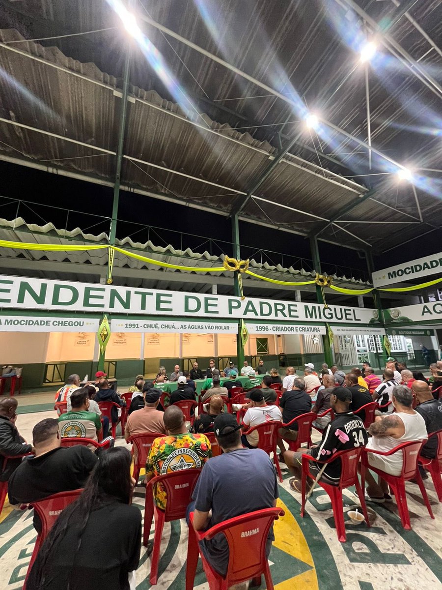 Mocidade Independente tweet media