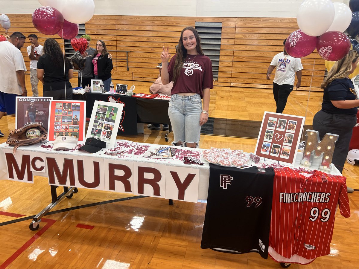 kPlake99's tweet photo. It’s official… I’m officially part of the @McMSoftballteam family! 🥎 So thankful for this opportunity and can’t wait to get to work and start this next chapter. Huge thank you to Coach McNally for believing in me and giving me this opportunity. #WarHawks https://t.co/7GNfPr1krf