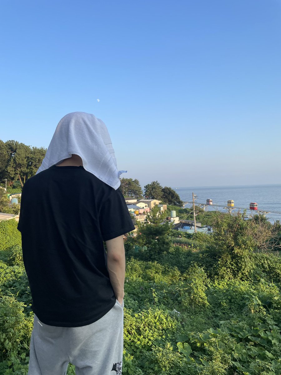 우끼끽 tweet media