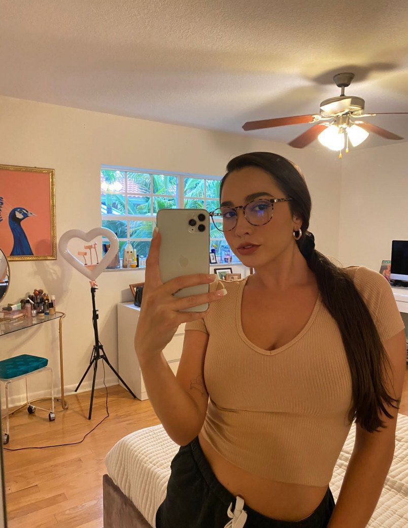 Karlee Grey tweet media