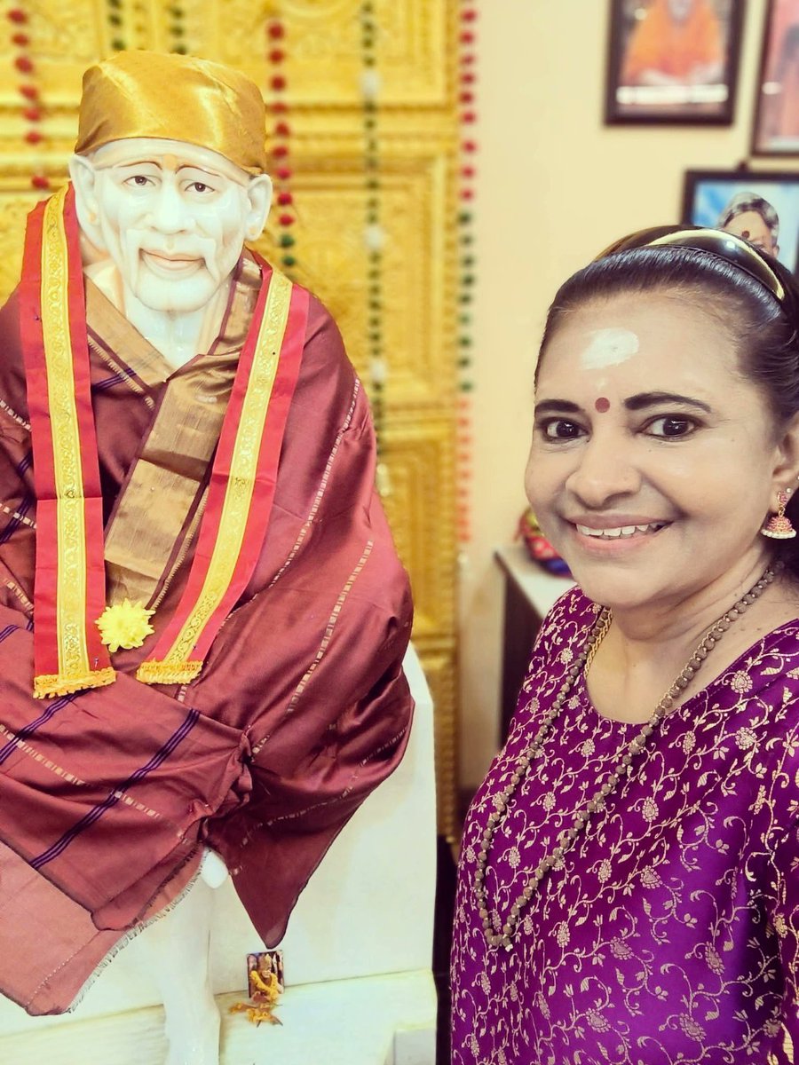 DeviAtina's tweet photo. Happy Baba's Day To All ❤️ 
Om Sai Ram 🙏🙏🙏
@vimalamani05 @worldwidetamilz @happillie https://t.co/5gUulFzEKm