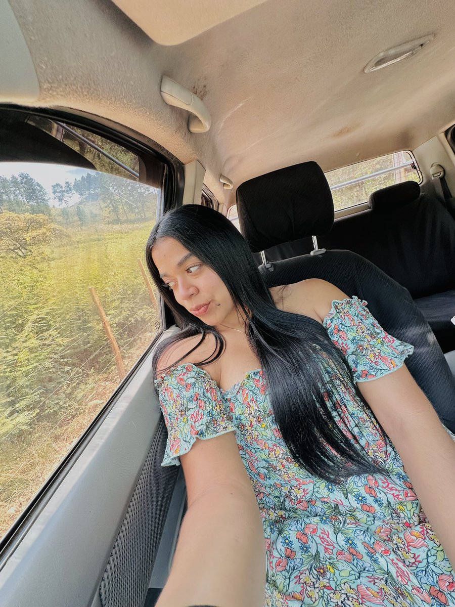 danielasuazo_'s tweet photo. hi 🥰 https://t.co/UCa2P0kqox