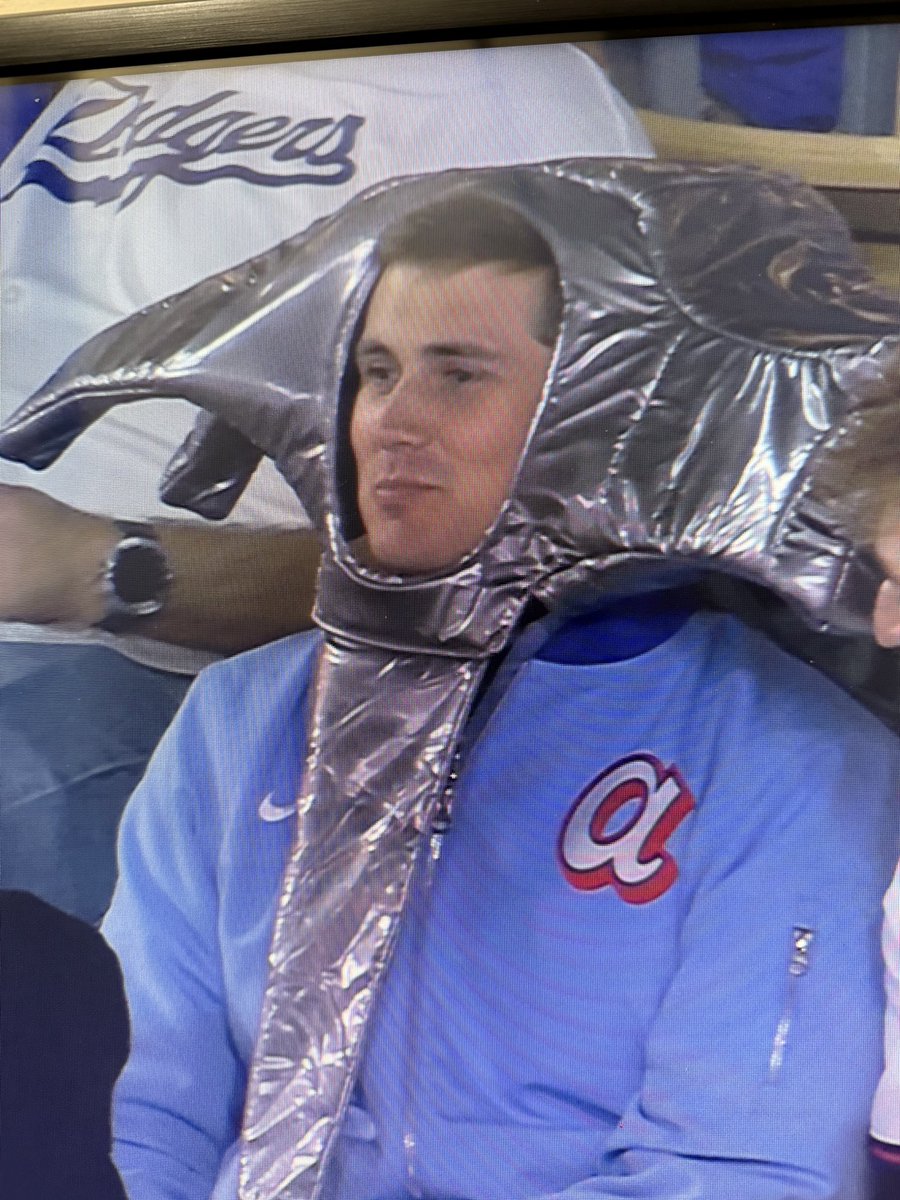 BeaneaterB's tweet photo. Me watching Chris Sale pitch tomorrow knowing we already won the series: https://t.co/HMeVUICCPs