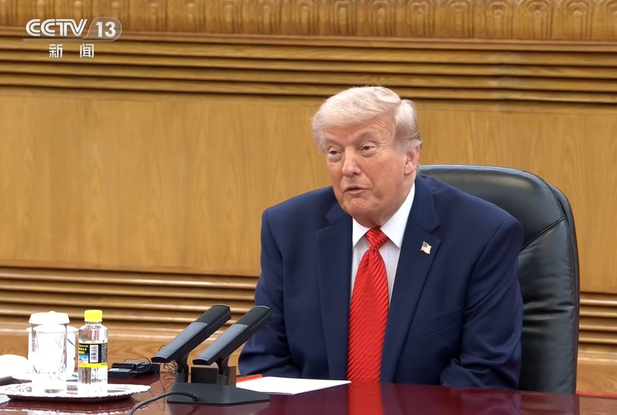 磊哥聊政经 tweet media