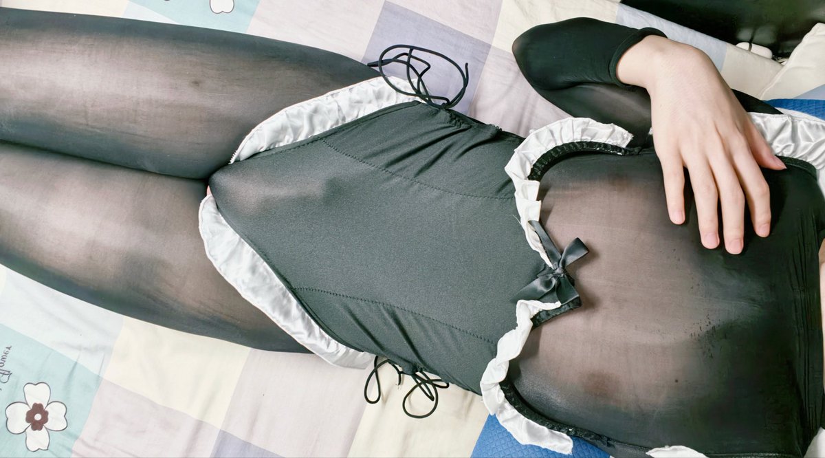 Liangmgoh's tweet photo. #男娘 #黑丝 #伪娘 https://t.co/m3LitBXda1