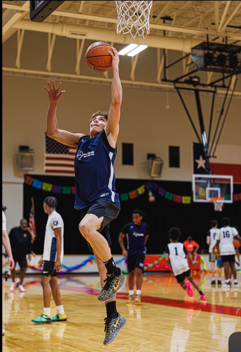 Legacy Hoops Media tweet media