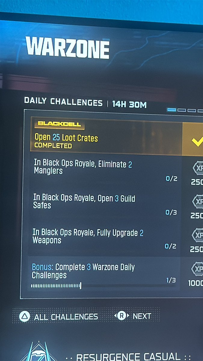 NHLL2022's tweet photo. @Treyarch @Activision 
I don’t like how I’m forced to play black ops royale  to get the extra 17,500 xp please just make it just Warzone related ones cuz I’ve missed out on over 200k xp due to the challenges being that and even when I re roll them I still get stuck with it https://t.co/vfuviMqWOV