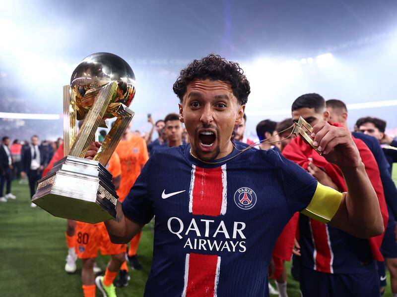 PSGINT_'s tweet photo. 🚨 𝗣𝗔𝗥𝗜𝗦 𝗙𝗖 𝗦𝗔𝗬𝗦 𝗡𝗢 𝗧𝗢 𝗣𝗦𝗚 ! 

Paris FC has refused to let PSG lift its 14th championship trophy on the Jean-Bouin pitch on Sunday. https://t.co/pDK0NZ0FXm
