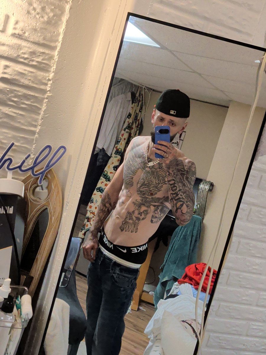 AlexOwens760's tweet photo. Come fucks with https://t.co/HAQ7qPEdUq