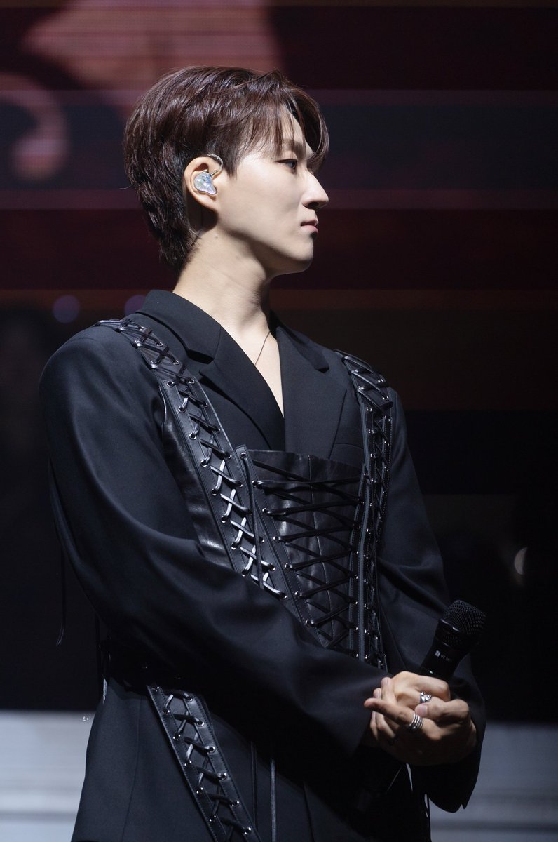 cucumber_fore's tweet photo. 260510 The Legacy 서울
#포레스텔라 #Forestella #조민규 https://t.co/LrTqKX7XCB
