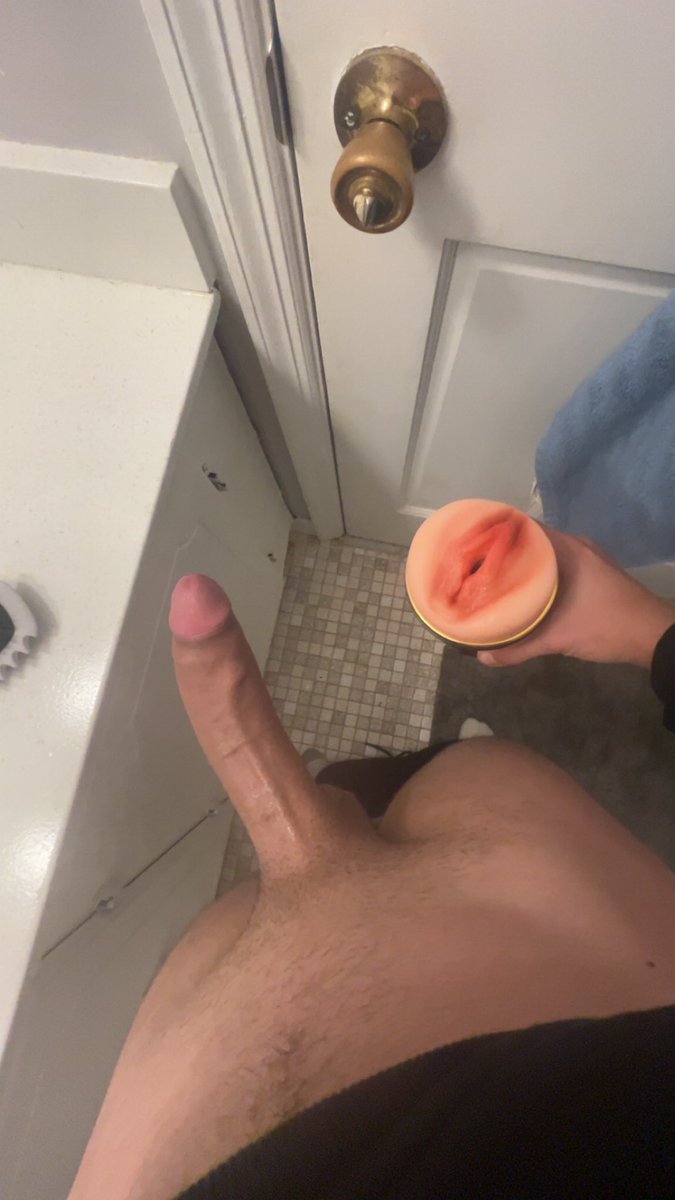 larpedchud's tweet photo. who’s going to come replace my toy #nsfwtwtًً #nsfw #horny #eboy #comboy #discord #esex #cnc #ageplay https://t.co/YthTZRyQuK