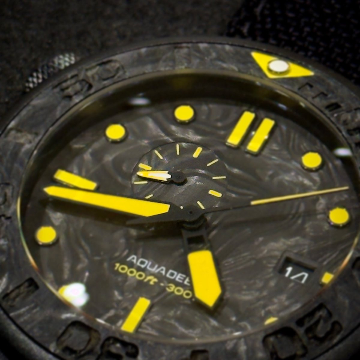HMS_WatchStore tweet media