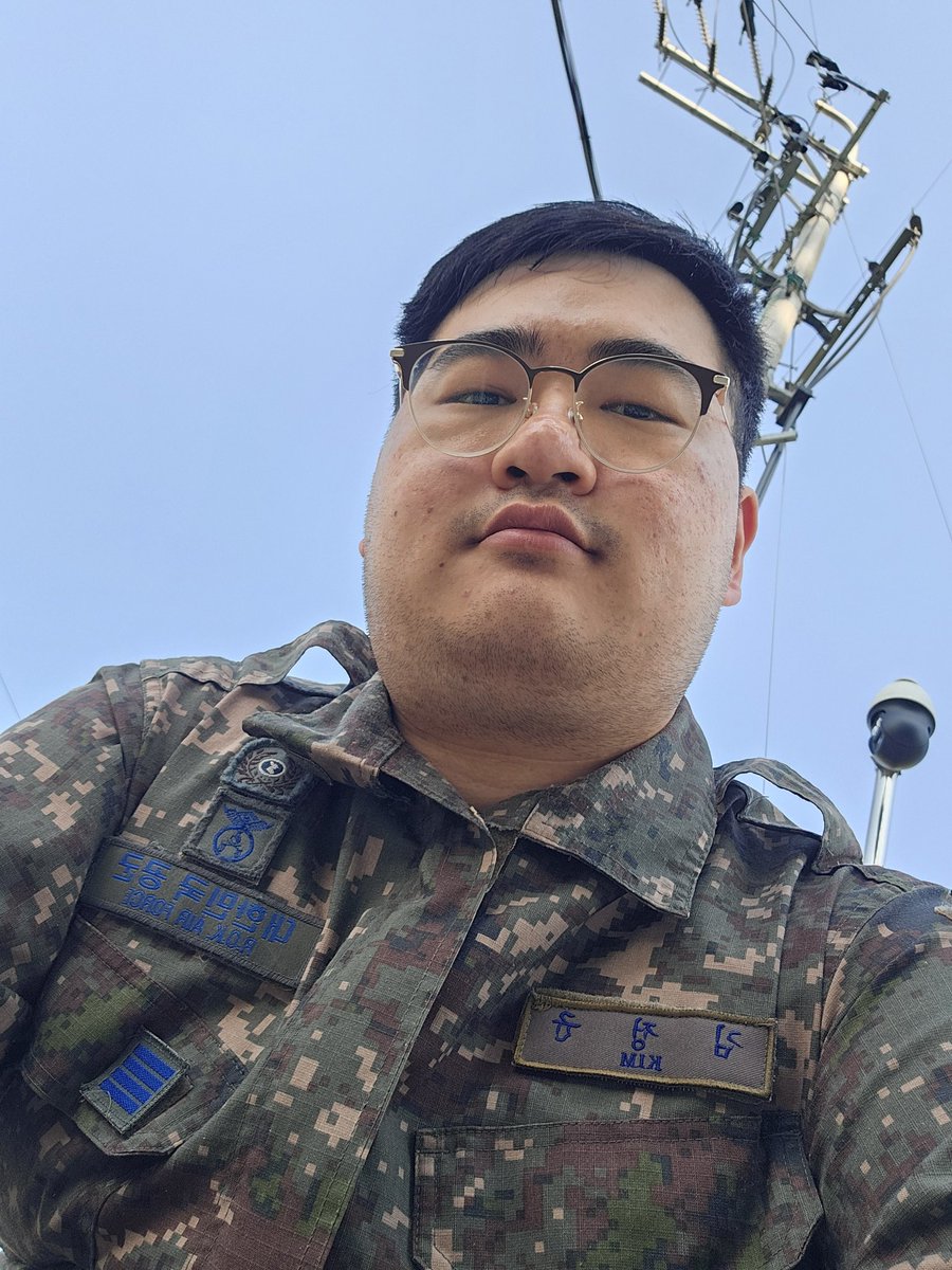 판가놈 tweet media