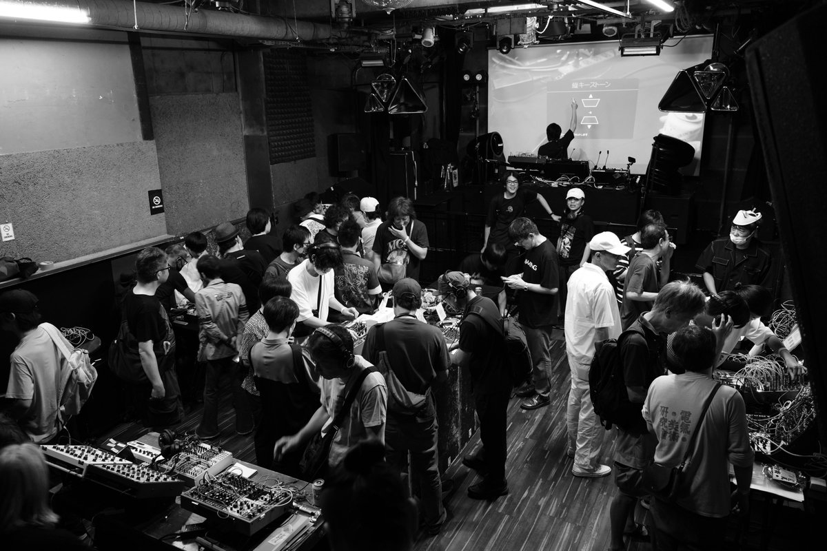 Patching-for-anything ／モジュラーシンセ情報 tweet media
