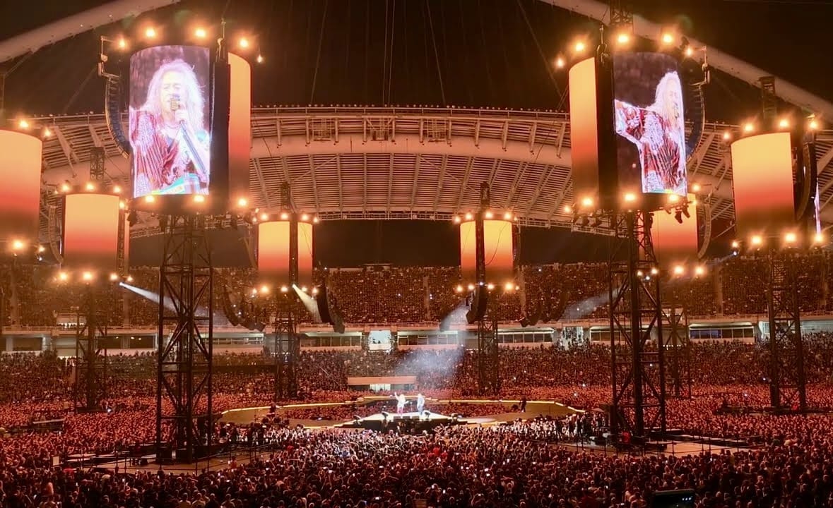 senserDMA's tweet photo. Metallica set an attendance record on 9 May at Athens' Olympic Stadium during the kickoff of their M72 World Tour. The energy of the nearly 100,000 crowd,particularly during high-tempo songs, was detected by sensitive seismic instruments in the area. https://t.co/dr2QllxiAR