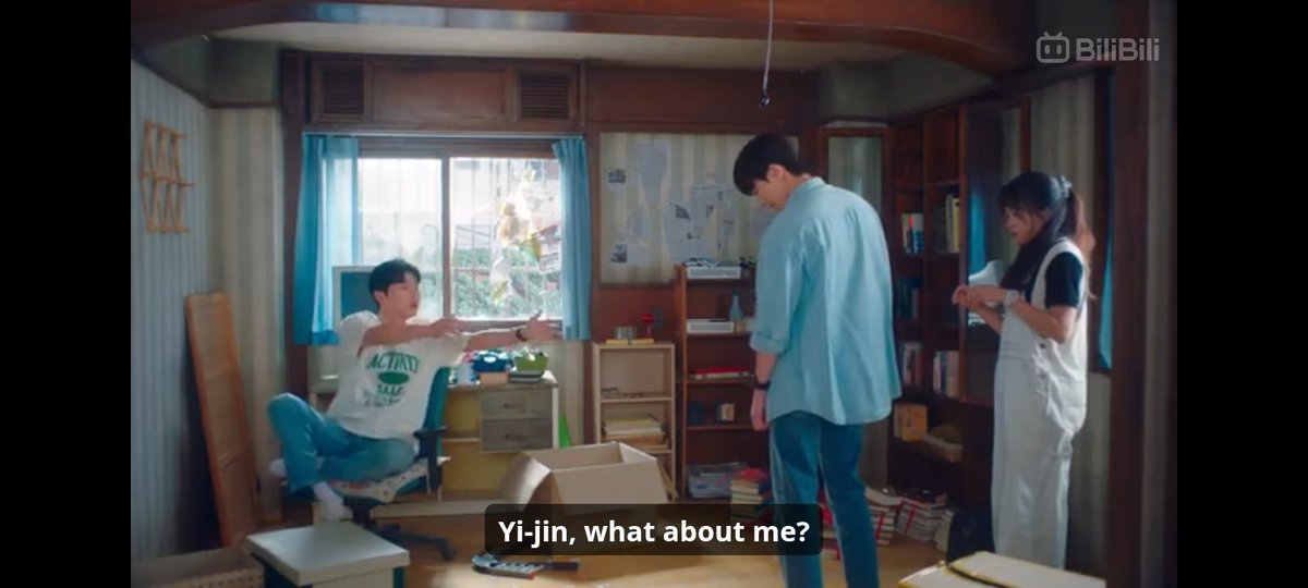 its_minzy's tweet photo. I CURRENTLY WATCHING THIS KDRAMA AAHHHH 😭😭 THIS SCENE IS SO  
FUNNYY ICANTGETOVERTHIS https://t.co/IWbzuWcWO5