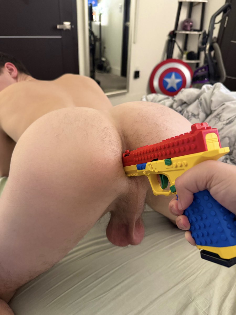 Dillon Anderson 300K tweet media