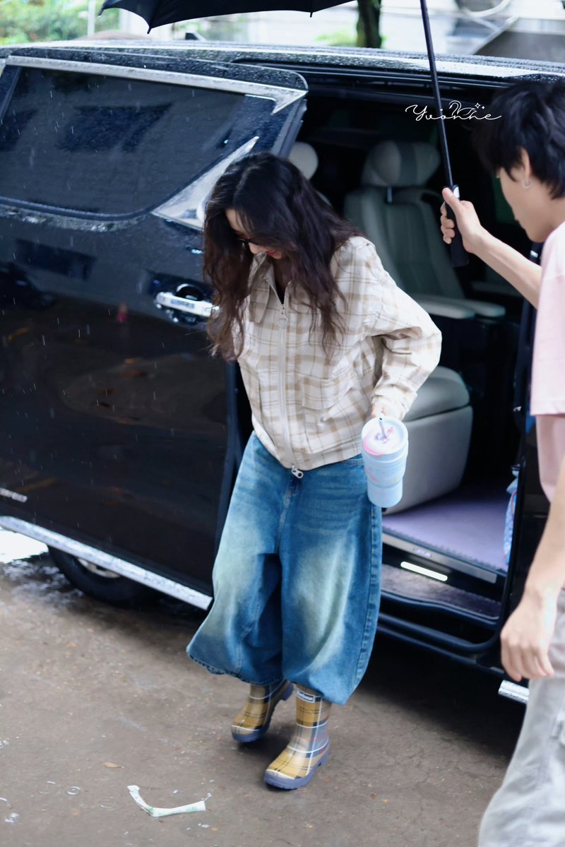 Song Zuer 宋祖儿 updates tweet media