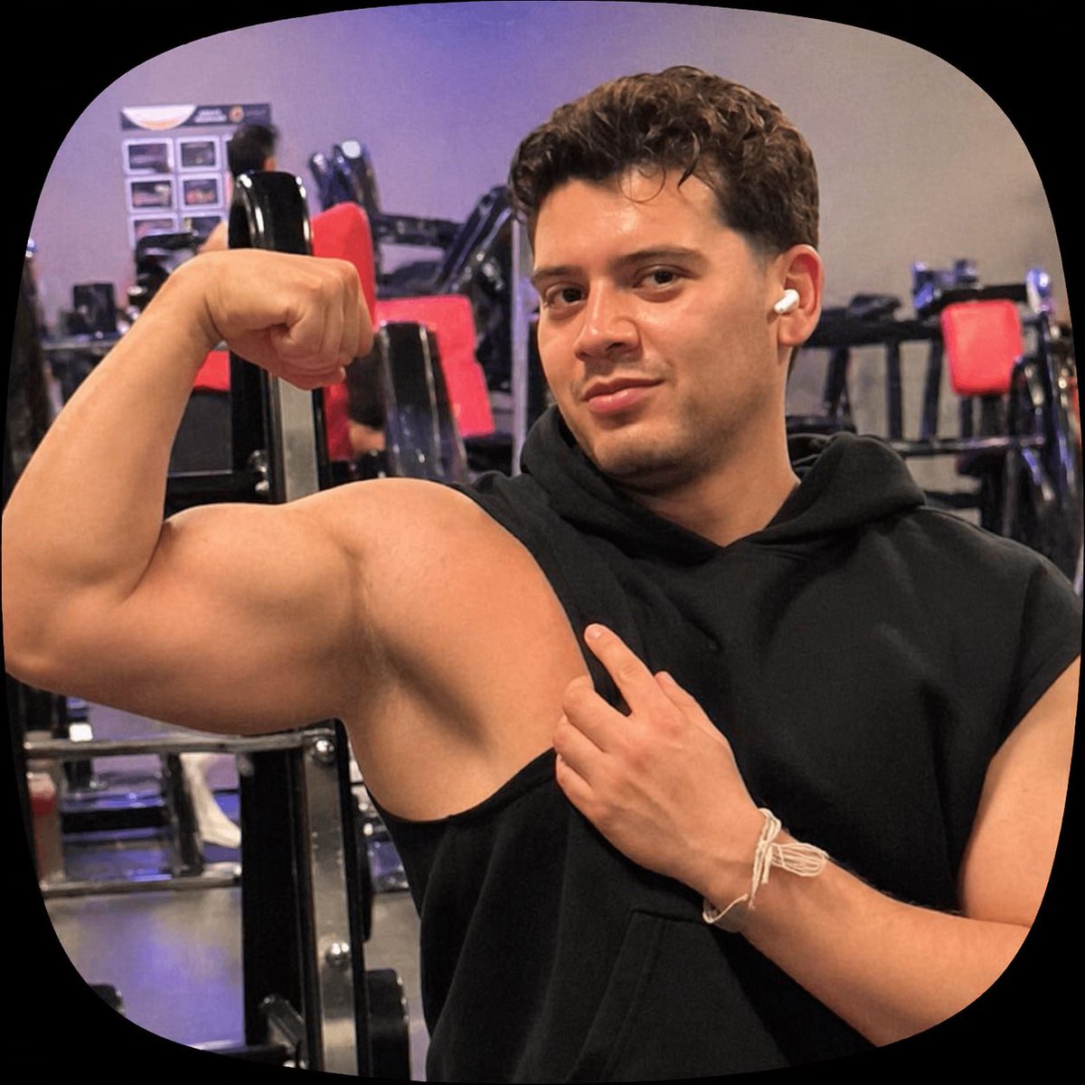 david_r1zo's tweet photo. #gym #bicep #Mexico #fit #ilovefitness https://t.co/M2NSC92DQA