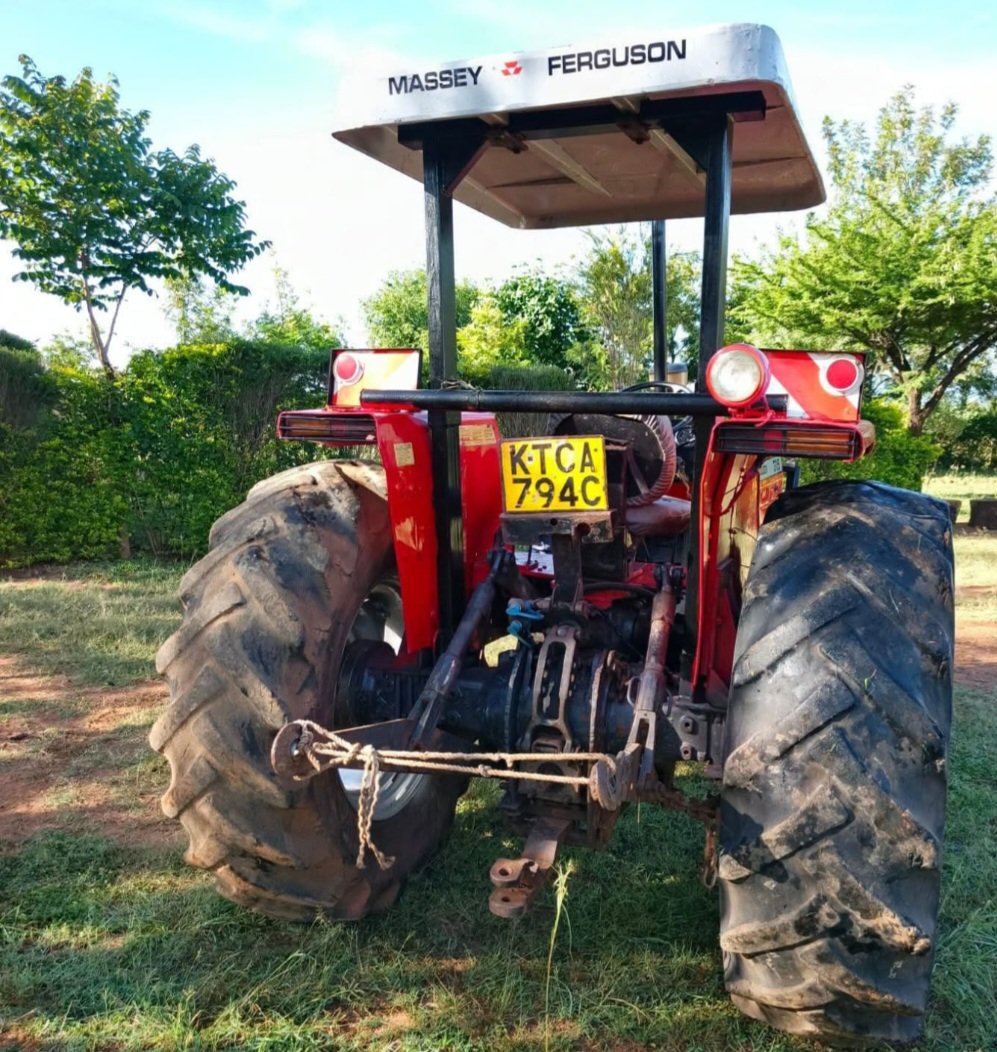 la_kgeorge's tweet photo. @amerix In Mogotio 950K In service able condition. https://t.co/2KELaBcSKp