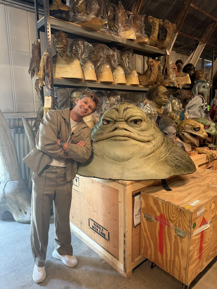 Robert Irwin tweet media