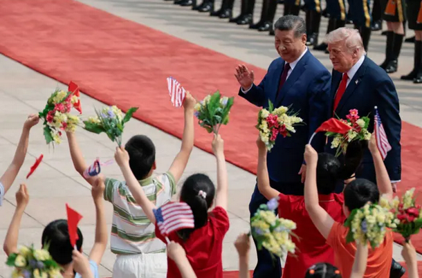 Humanmoatlab's tweet photo. China is capable of leading the world out of current crisis, but what US could offer?

For Beijing submit today, what do u think they could achieve? Tell me!

Opinion with the link below https://t.co/uHzIhDgoMt