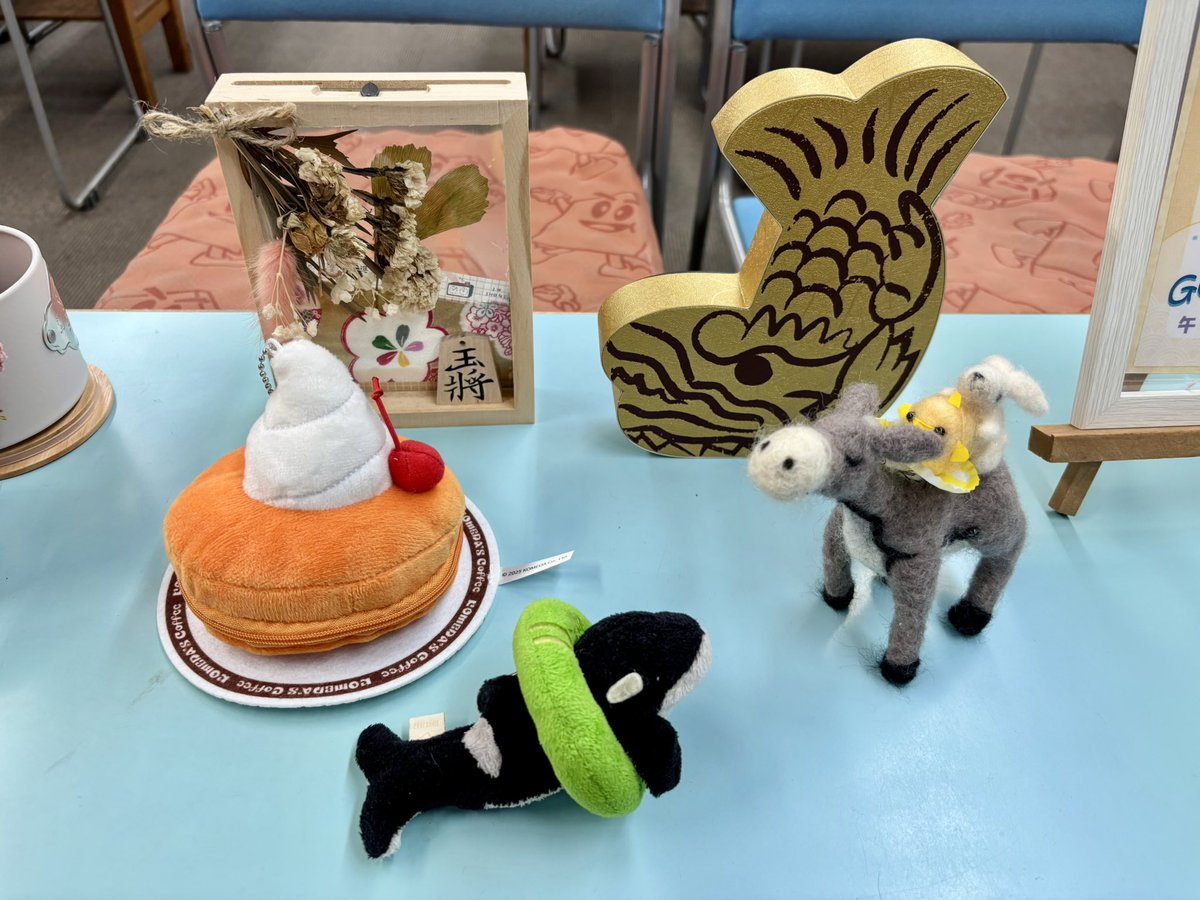 mmyorosikumm's tweet photo. ぴ､､､ぴよりん❣️
世界一ちいさくてカワイイぴよりん🐥
器用で棋力もあってキュートで素敵な３Kの席主さんに@usagiumanoouchi 
勇気の桂馬を教えて頂き感謝🫏

#GoZen(午前)将棋 https://t.co/lJRR6vDbF8