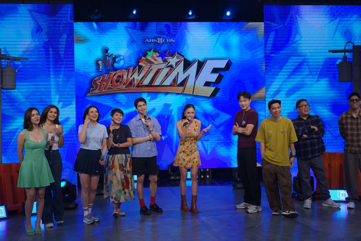 It's Showtime tweet media