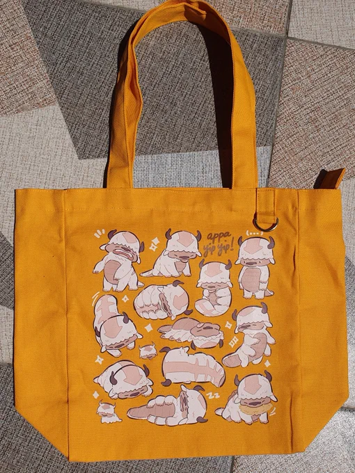 Bringing these appa totebags for CF22! Big enough for your con haul and perfect for daily use! Limited stock available at booth A26 Leker