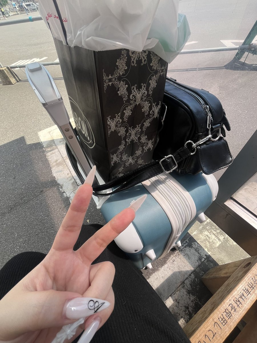 pomu75's tweet photo. くそ久々福岡いくべ https://t.co/oaHNjMis4p