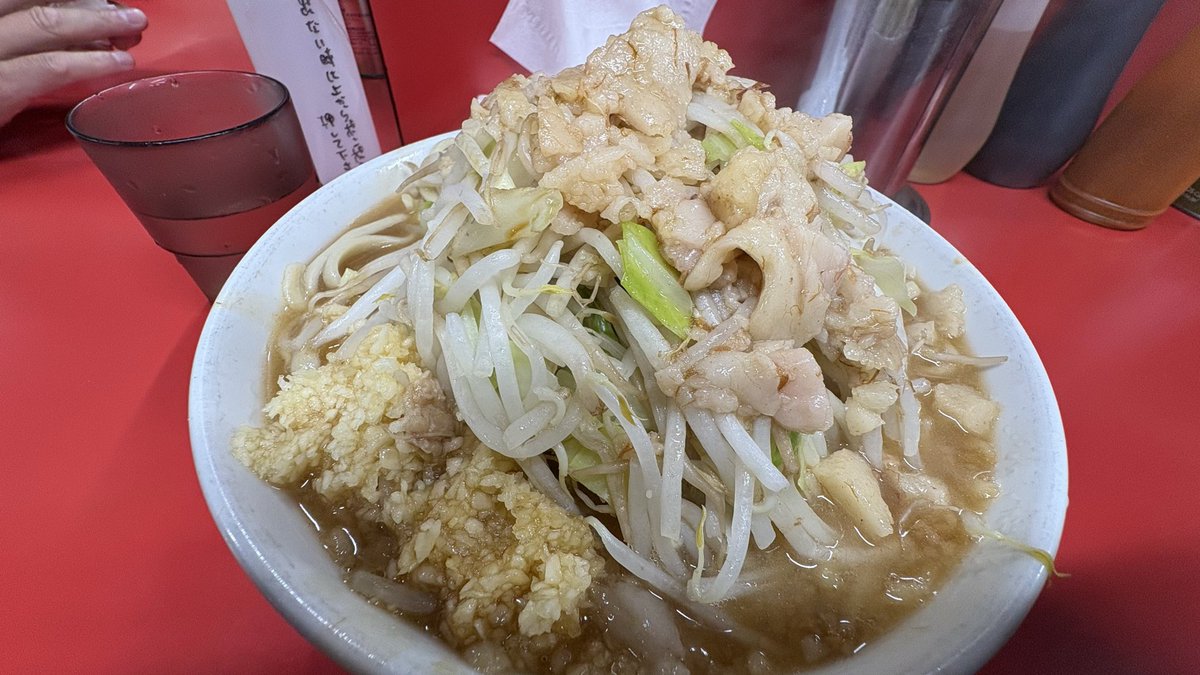 だーひし(ひっしー)しょーた119(カビゴン) tweet media