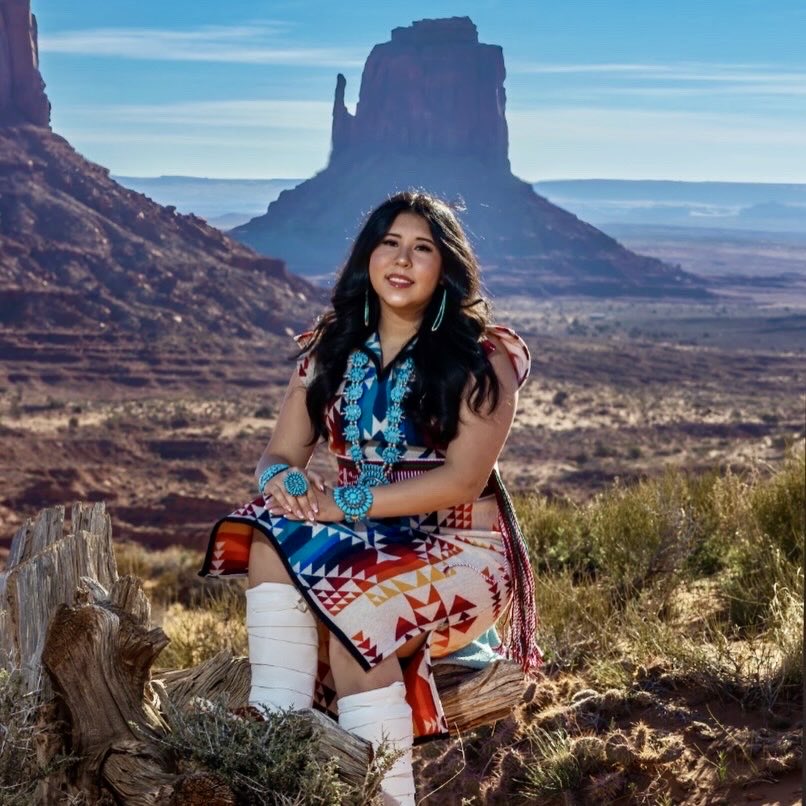 Alexis11_14's tweet photo. Indigenous asf 🪶 #indigenous #navajo #native https://t.co/ggBUhyOO55