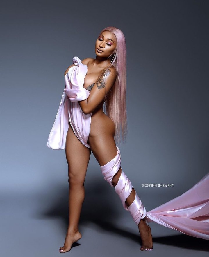 KakesByKim's tweet photo. I don't believe in generalizing people based on their race. We should treat everyone equally and with respect.
#Trans #TransLivesMatter #love #MoneyTalks #rich #WealthCreation #cryptocurrency #gift https://t.co/FIH9gW4pGQ