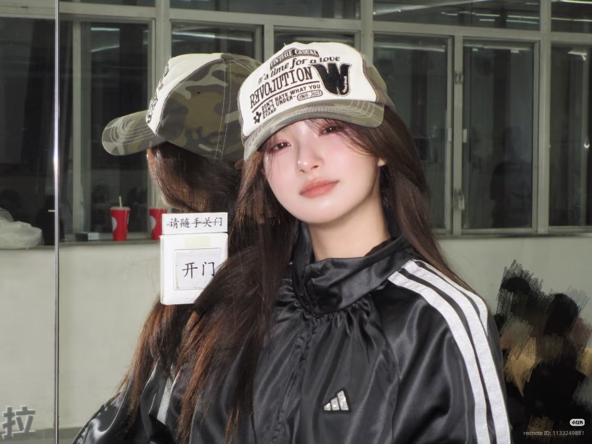 YIREN INFO tweet media