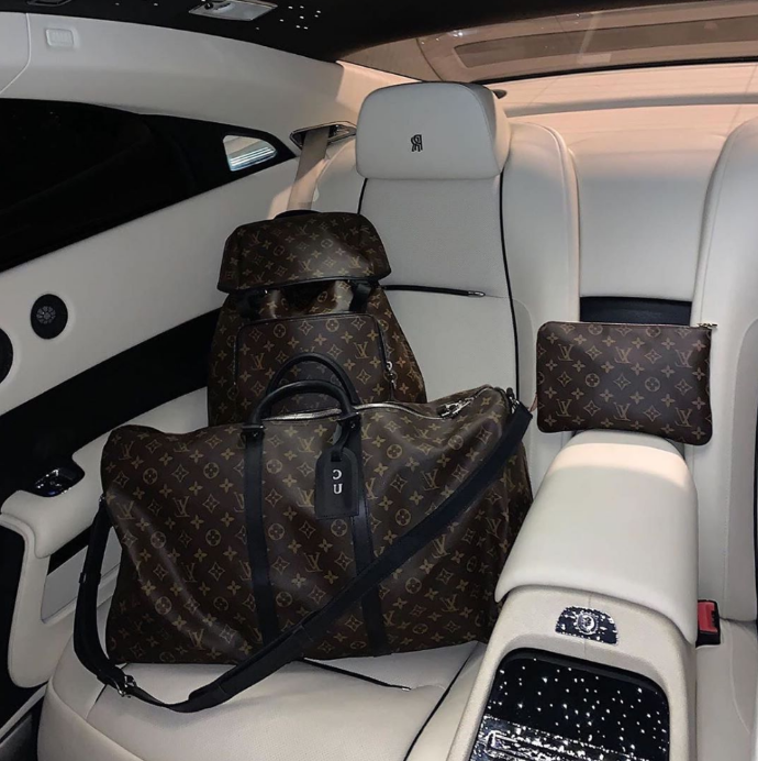 jrus tweet media